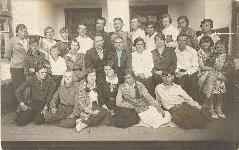 1936 год 7 а кл школа 16 Кемерово