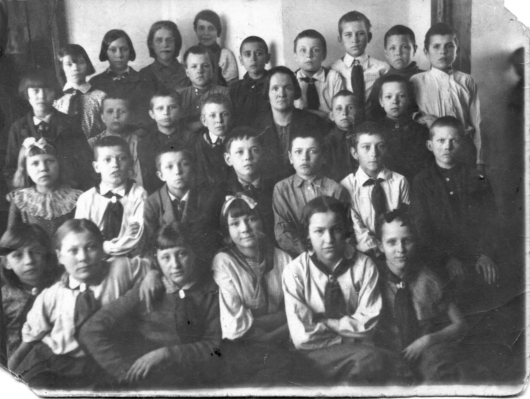 1937-38г из архива семьи Лукиных школа 16 Кемерово
