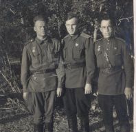 Бадяев Петр Иванович (слева)