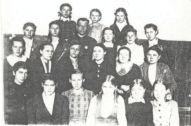 1945 год 8 кл учитель Кокина М.Л. школа 16 Кемерово