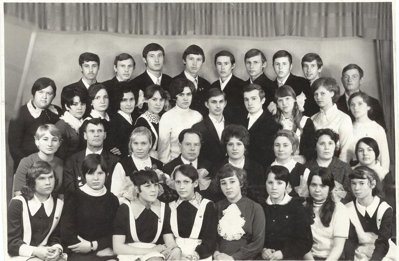 1972 год 10 Д кл учитель ФОКТ С.Ю школа 16 Кемерово